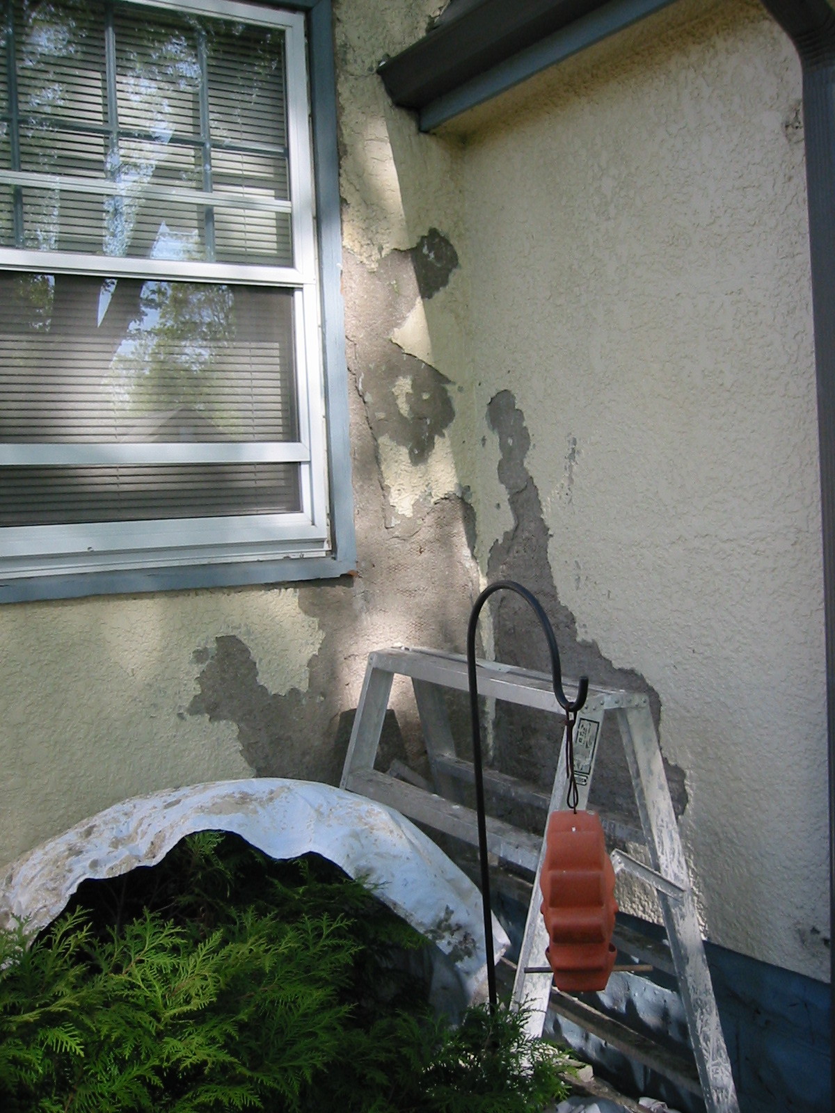 STUCCO REPAIR